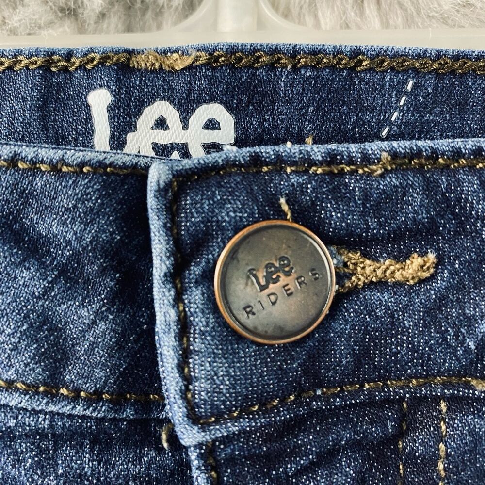 Lee Riders Women’s Midrise Capri Jeans Dark Wash Stretch Denim Casual 34x21